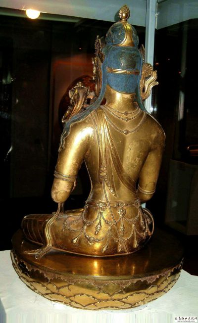 龙纹金铜佛像
